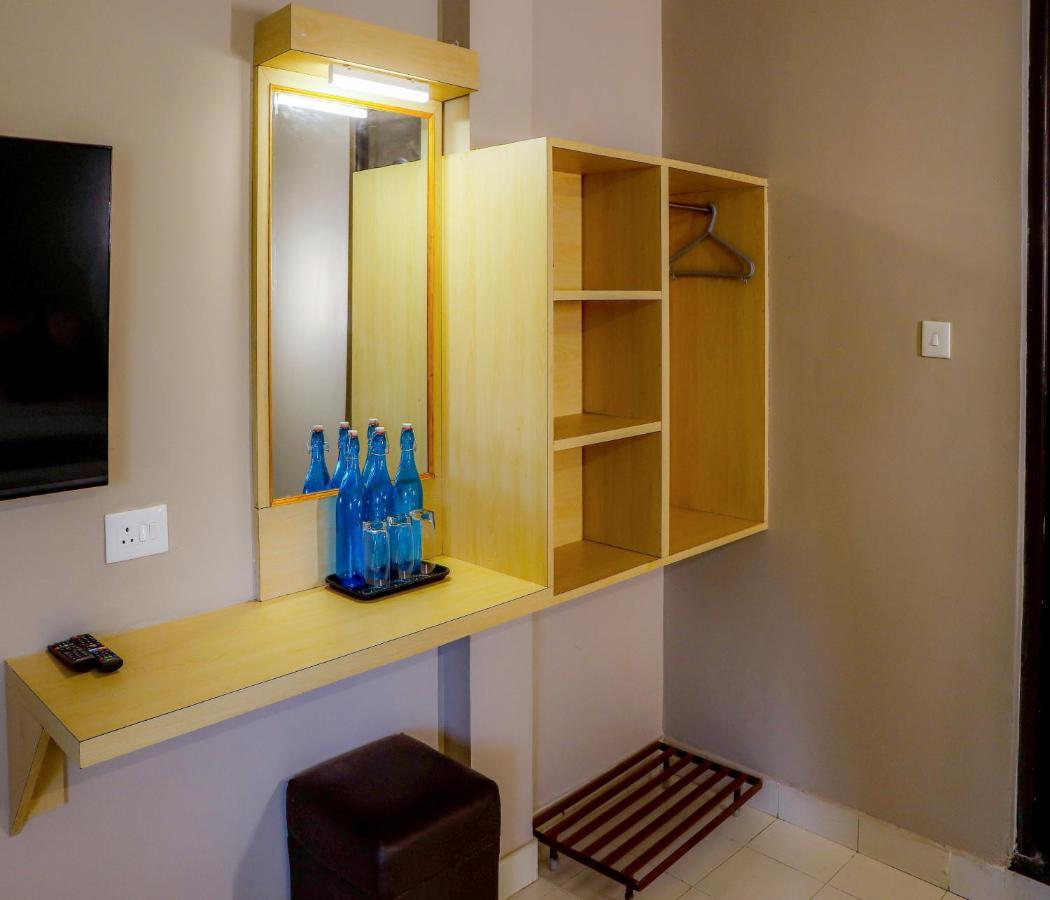 Hotel Vinayaga Tiruppur Εξωτερικό φωτογραφία